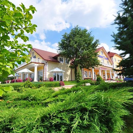 Hotel Chabrowy Dworek 테레진 외부 사진